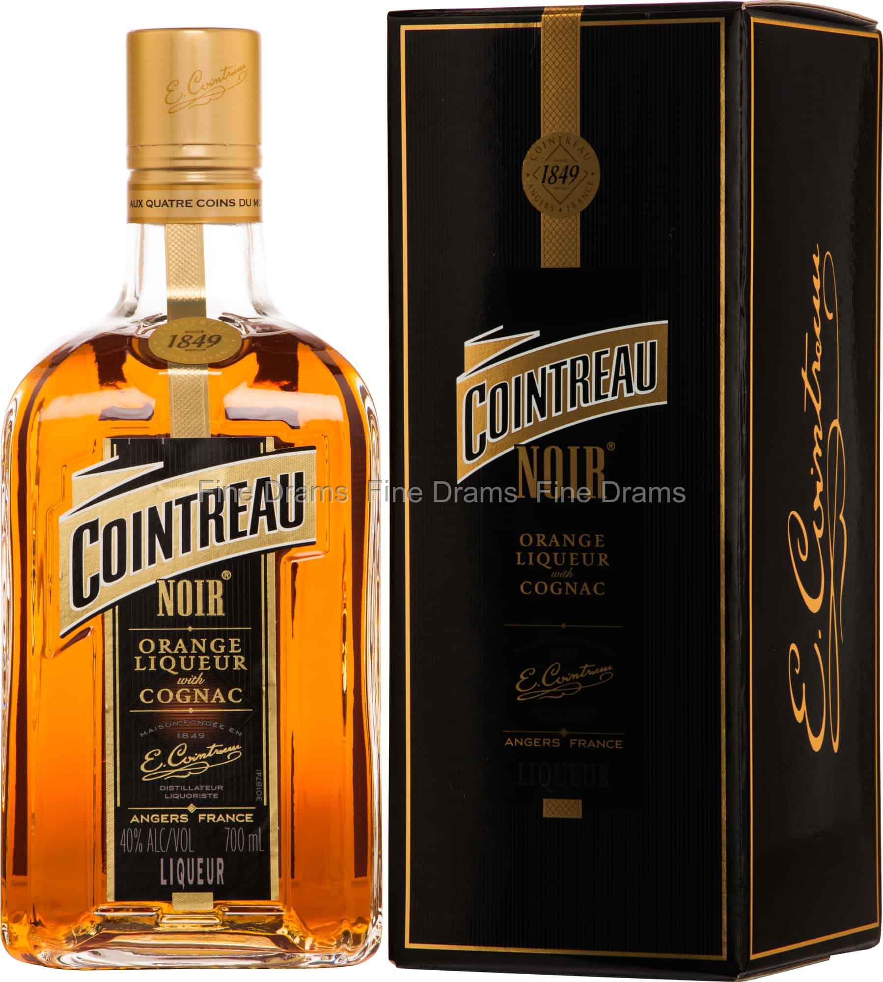Cointreau Noir - Orange Liqueur with Cognac