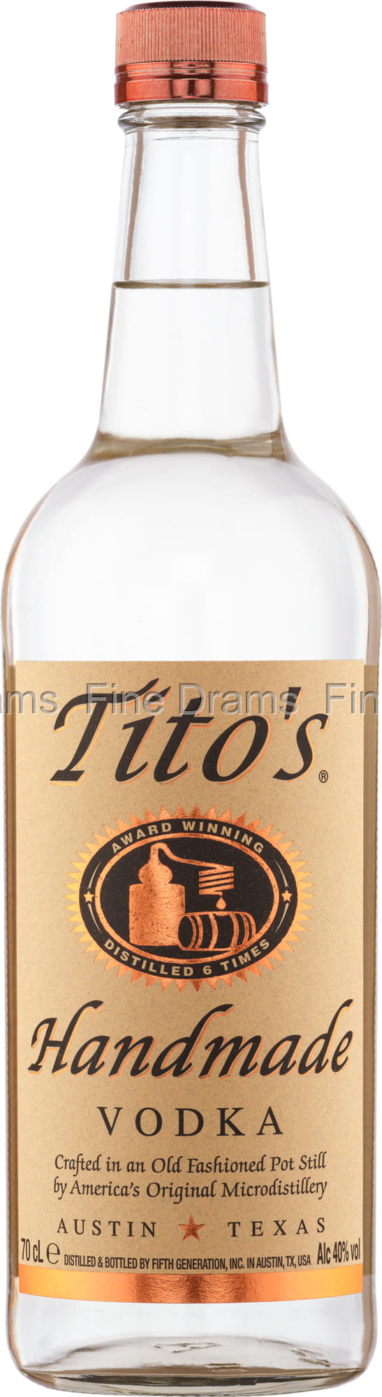 Araña de tela en embudo testimonio Ocho Tito's Handmade Vodka